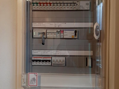 domovní rozvaděč s FVE
