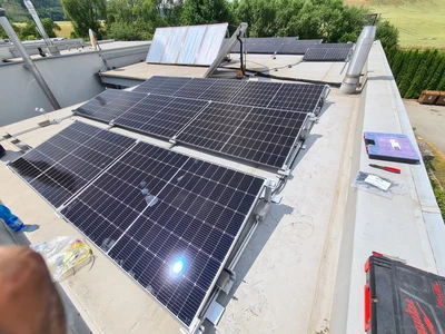 Komplexní služby v oblasti fotovoltaických systémů